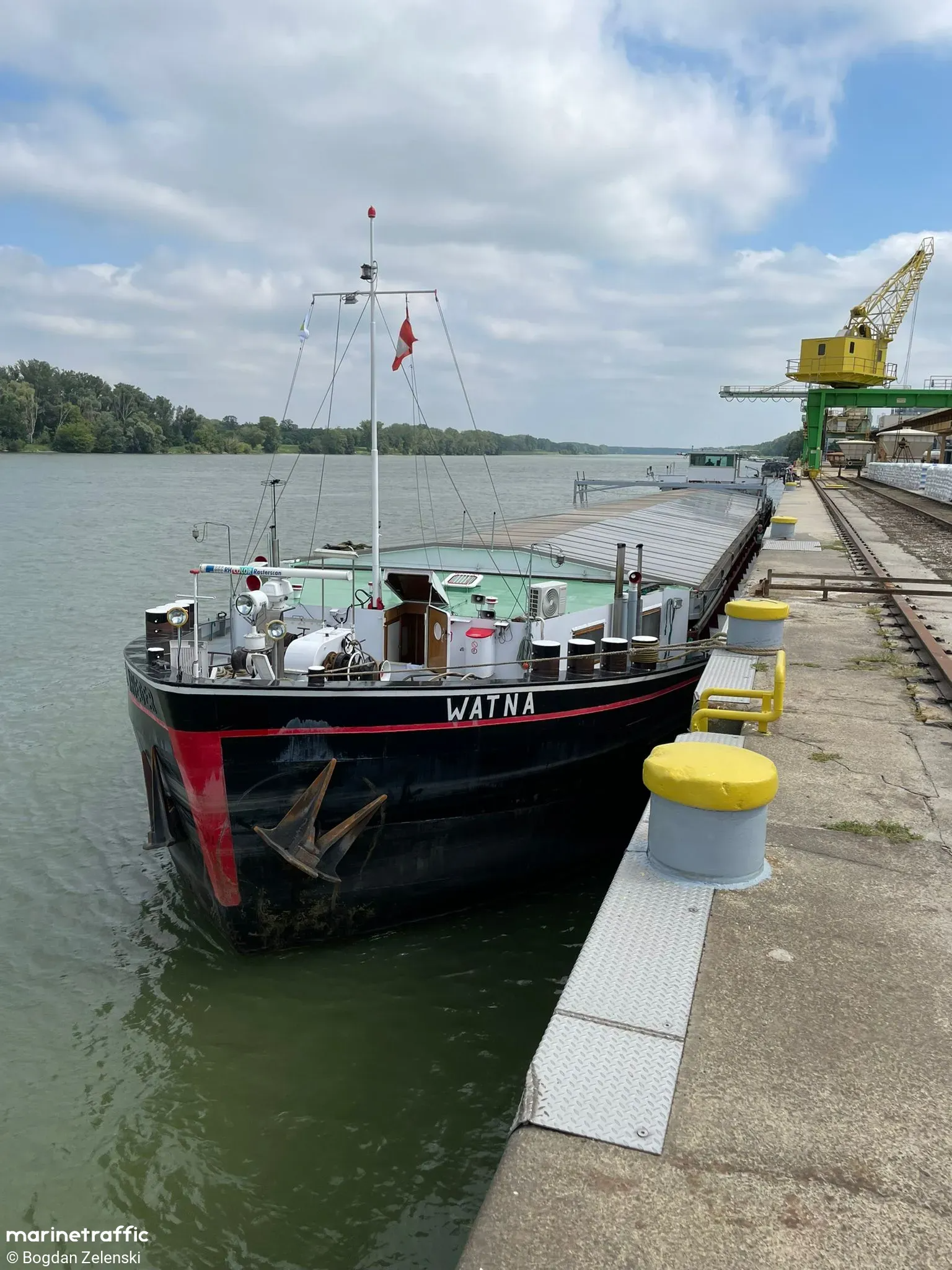 MS WATNA vessel photograph 4