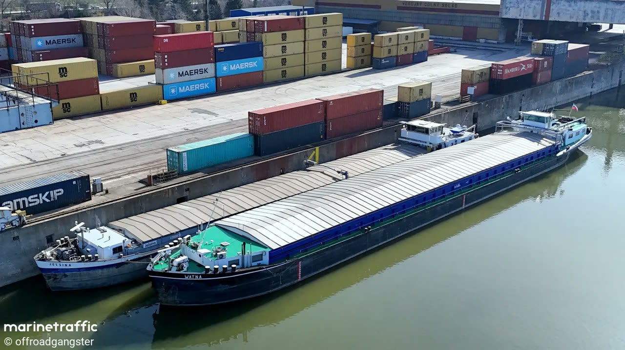 MS WATNA river cargo vessel